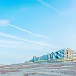 דירה Attic In By The Sea