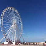 Attic In By The Sea דירה ניופורט